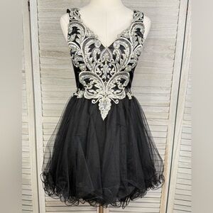 DAVE & JOHNNY Prom/Semi Formal Mini Dress Black w Sequins & Rhinestones-3/4